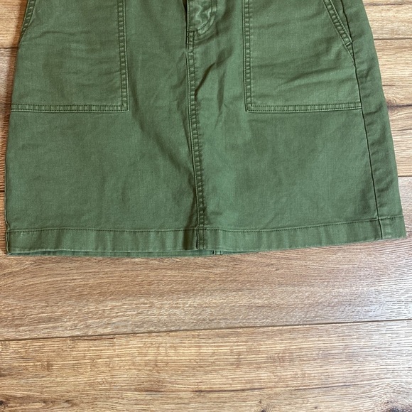 J. Crew "Jane" mini skirt in olive green - Picture 4 of 8